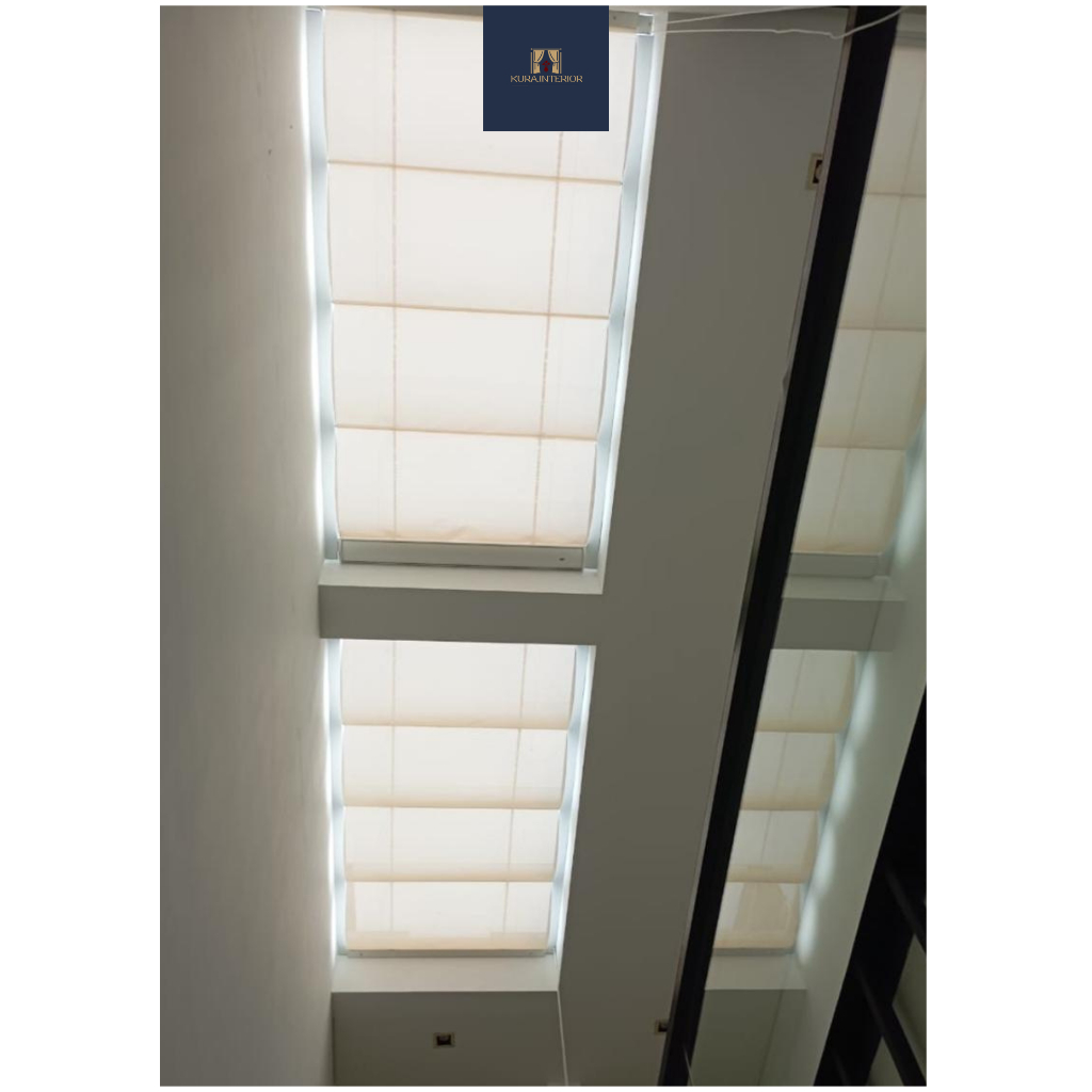 kura.interior/skylight blind
