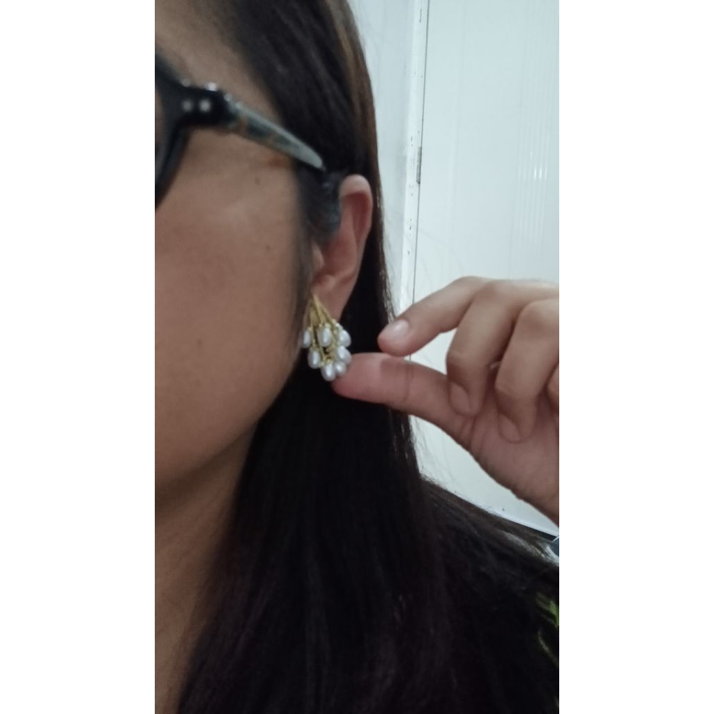 Anting mutiara gold