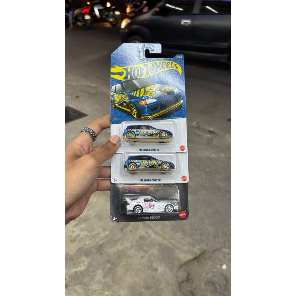 hotwheels suki putih fnf