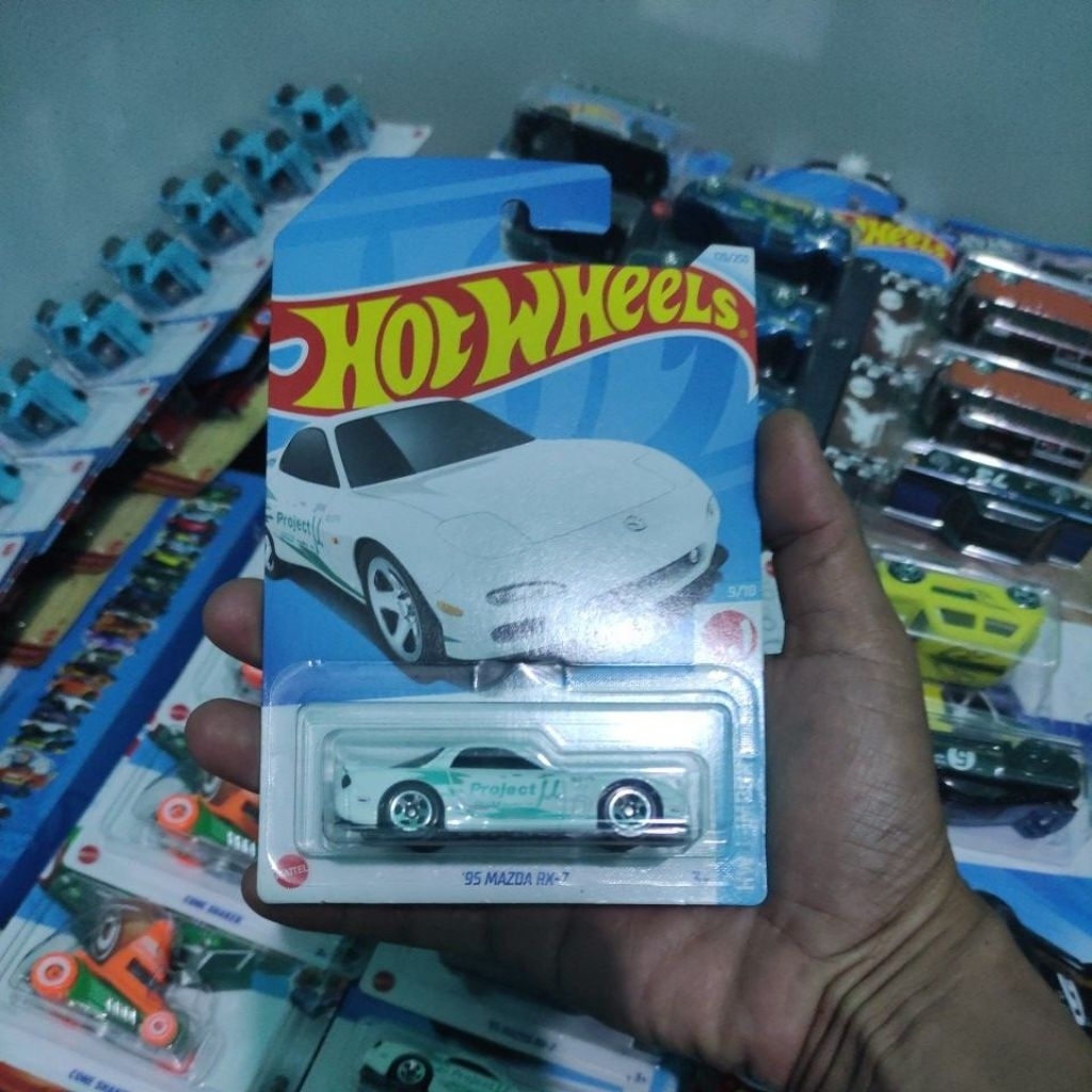 Hot wheels 95 mazda RX-7