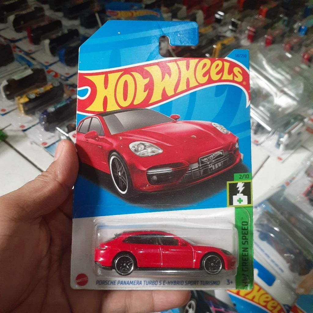 HOT WHEELS PORSCHE PANAMERA