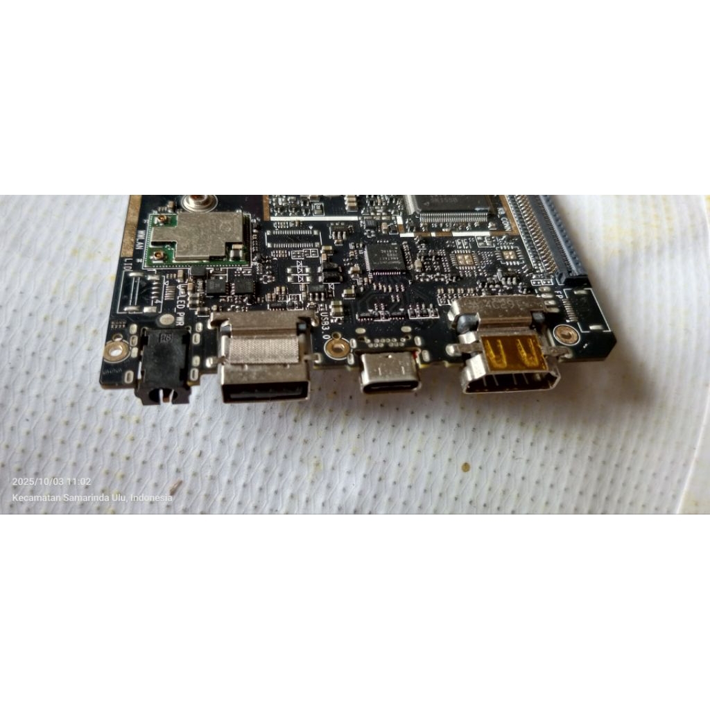 Mainboard laptop Avita Pura Ryzen 5 3500U 8Gb DDR 4