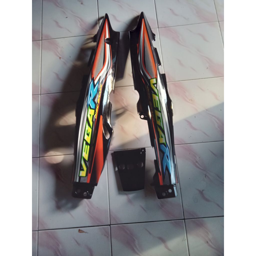 COVER BODY YAMAHA VEGA R LAMA