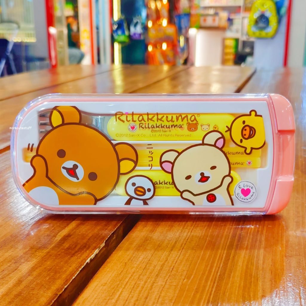 SET SENDOK GARPU RILAKKUMA PINK YELLOW JAPAN ORIGINAL