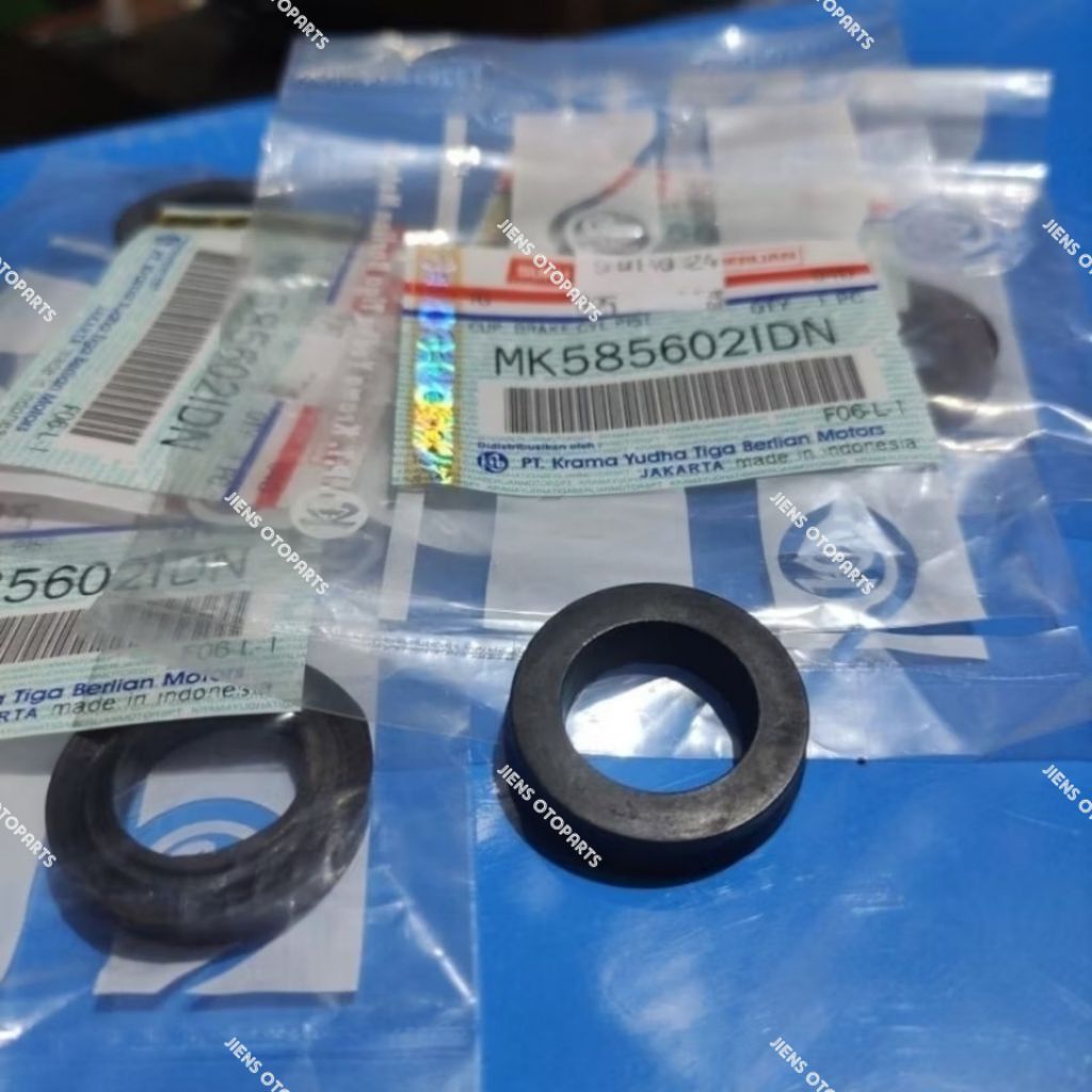 KARET REM/SEAL REM CANTER HDX KTB ORIGINAL - MK585602IDN