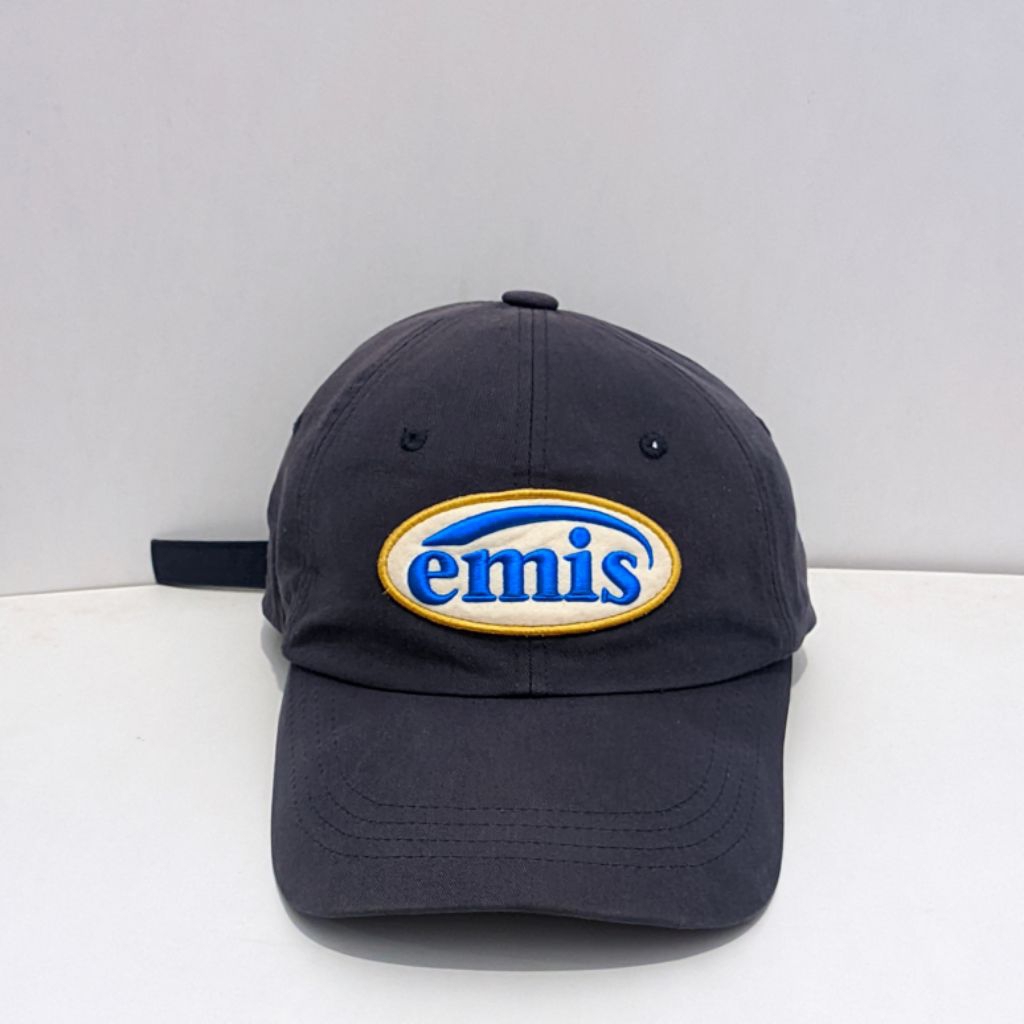 Topi Emis