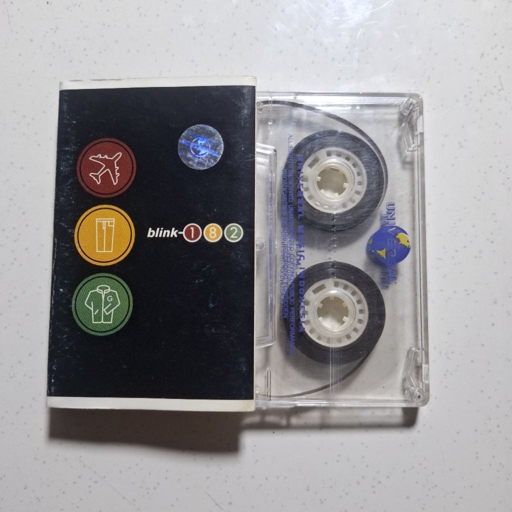 Kaset Pita Band Blink 182 - Take Of Your Pants
