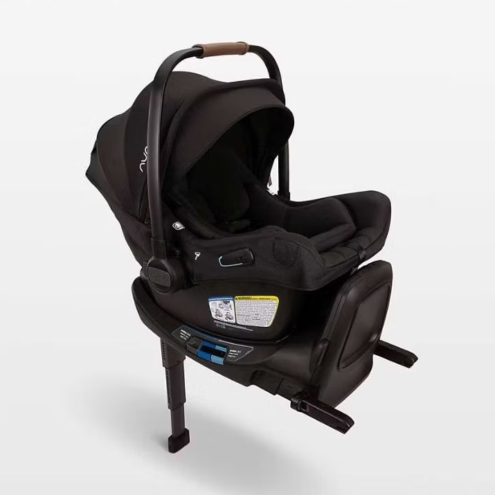 Preloved - Nuna Pipa Infant Car Seat with Base - Caviar
