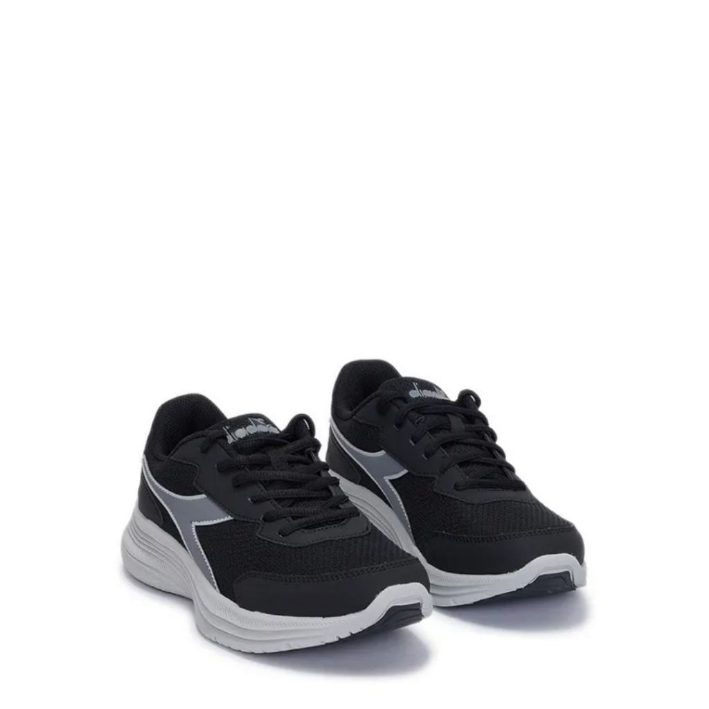 Sepatu Lari Pria Diadora Eagle 7. Black Steel Gray