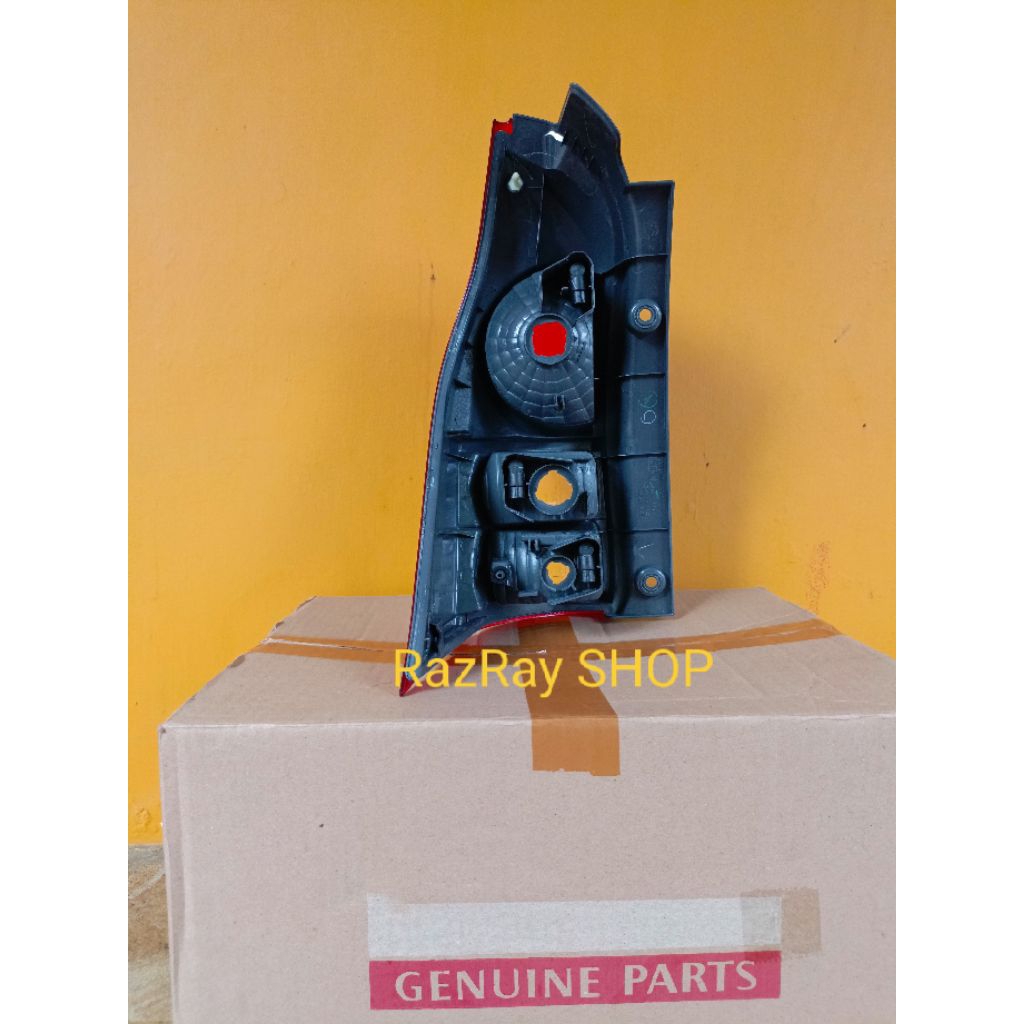 mika dan body stoplamp avanza velloz original