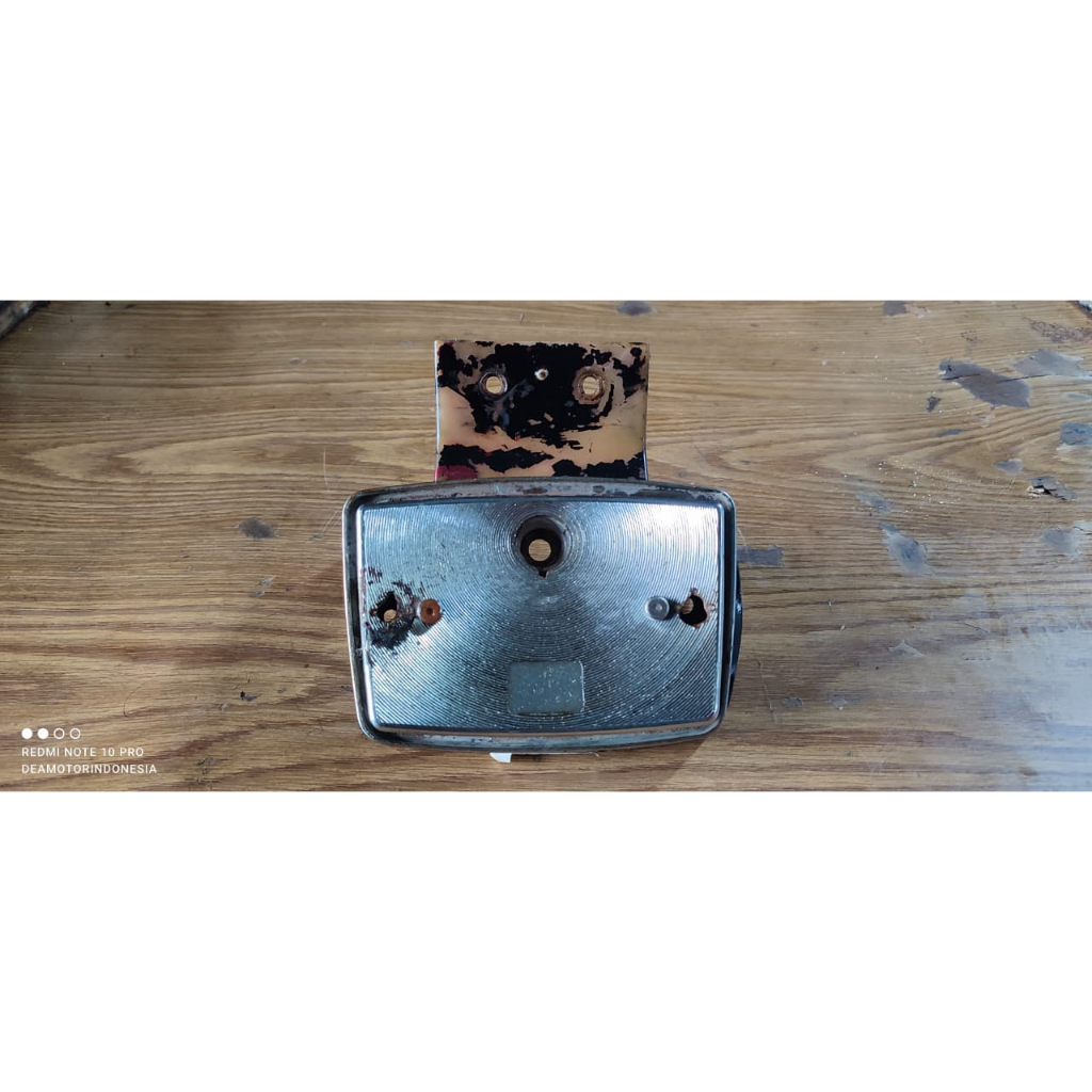 Suzuki trs dudukan mika lampu stop // 467