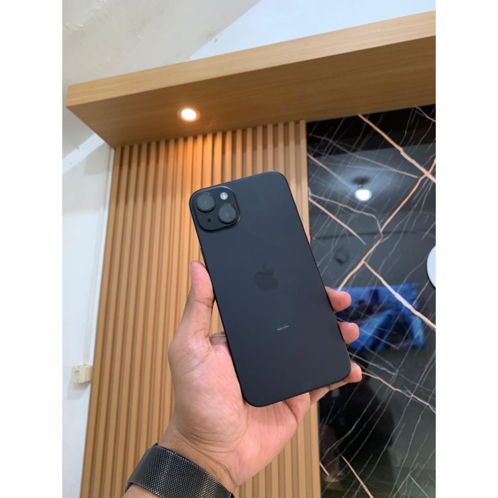 iPhone 15 128gb iBox