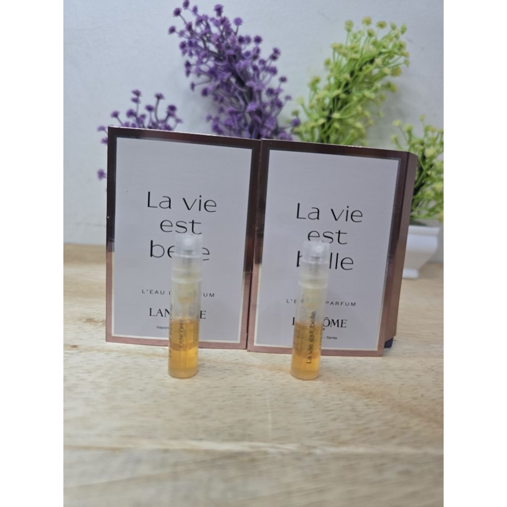 vial parfum L4NC0ME LA VIE EST BELLE L'EAU DE PARFUM 1,2ML