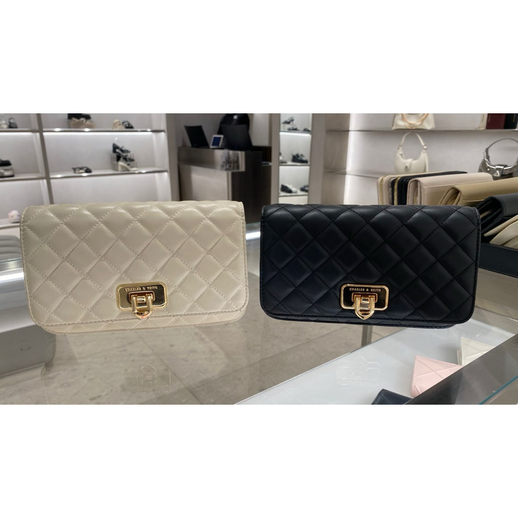 Tas Wanita Sling Bag Charles & Keith original store 0131