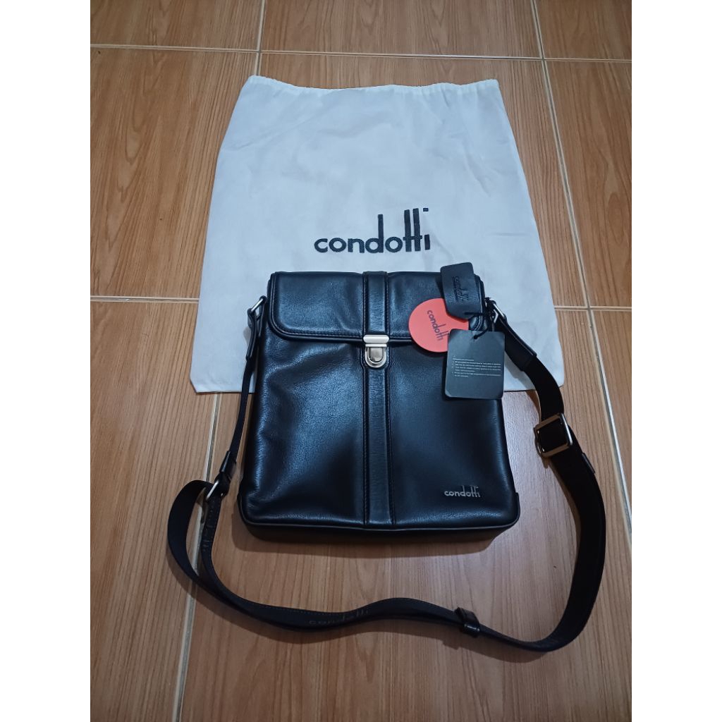 Tas CONDOTTI Leather Sling Bag (Kulit Asli)  -  Black Series [NEW SALE]