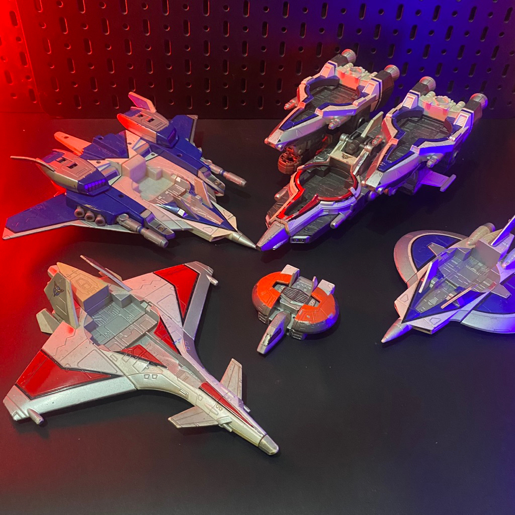 PESAWAT ULTRAMAN - DX TECCH SET - BANDAI - ULTRAMAN COSMOS