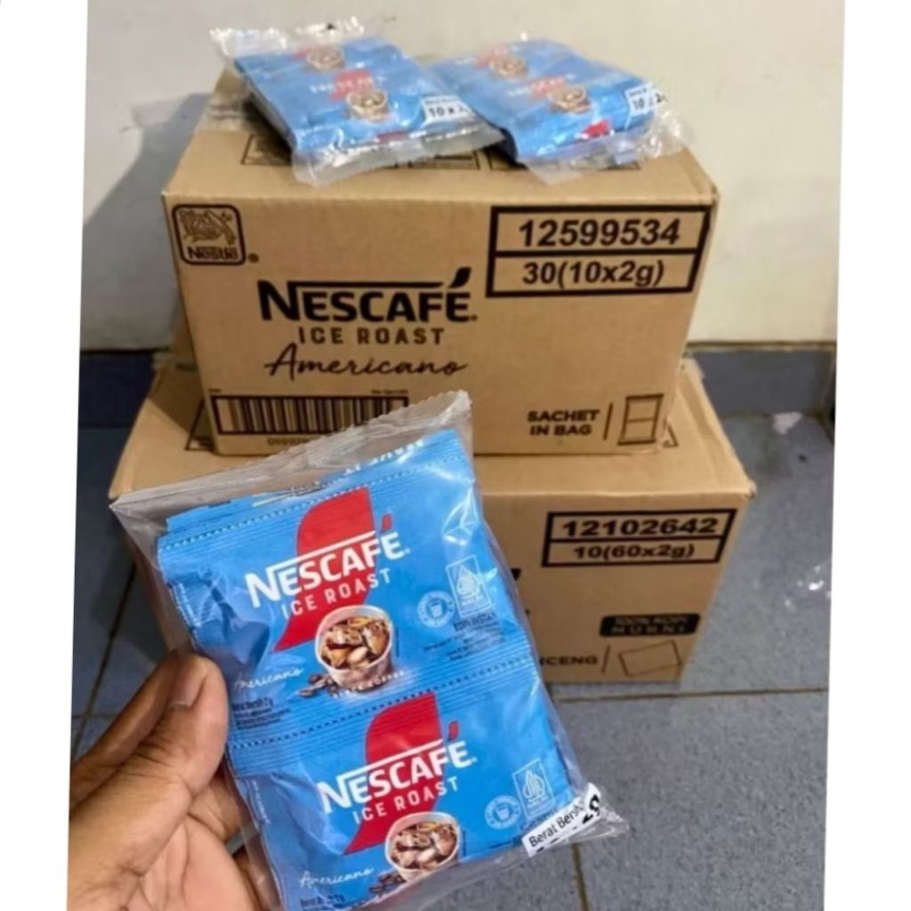 kopi nescafe clasic americano iced roast 1 renteng isi 10