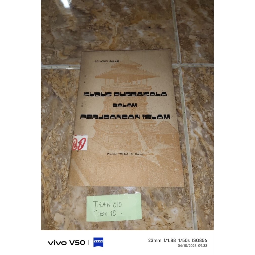 Buku Kudus purbakala dalam perjoangan islam by Solichin Salam