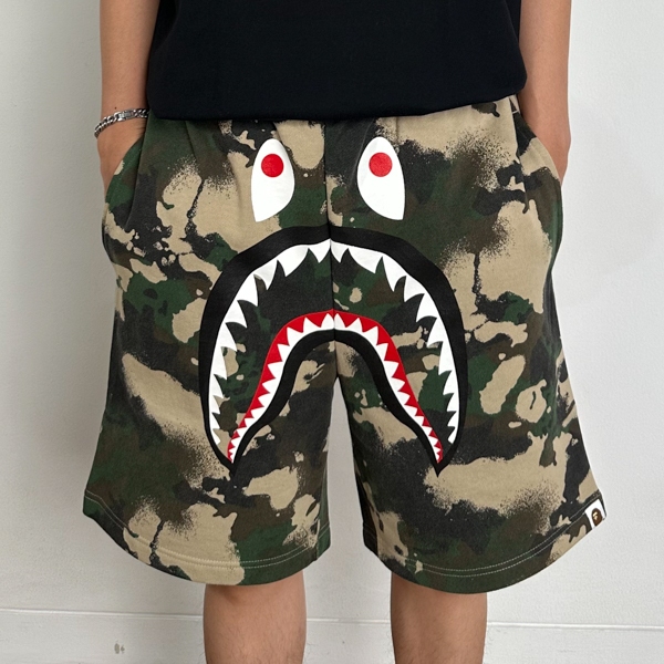 Celana BAPE SHARK TIE DYE CAMO SPRAY DESSERT BEIGE SHORT PANTS 100% ORIGINAL