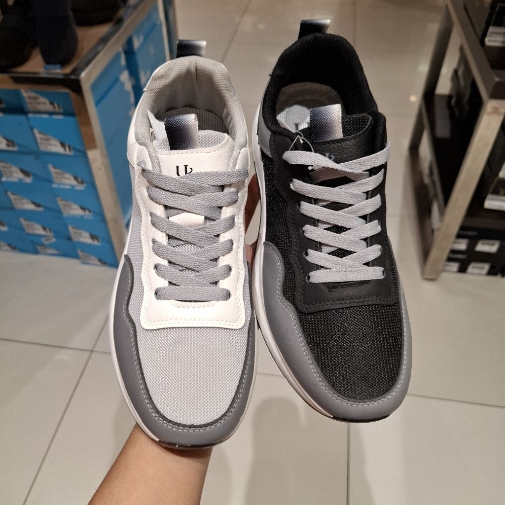 Sepatu Sneakers Pria Empuk dan Ringan Brand Yongki Komaladi ORI