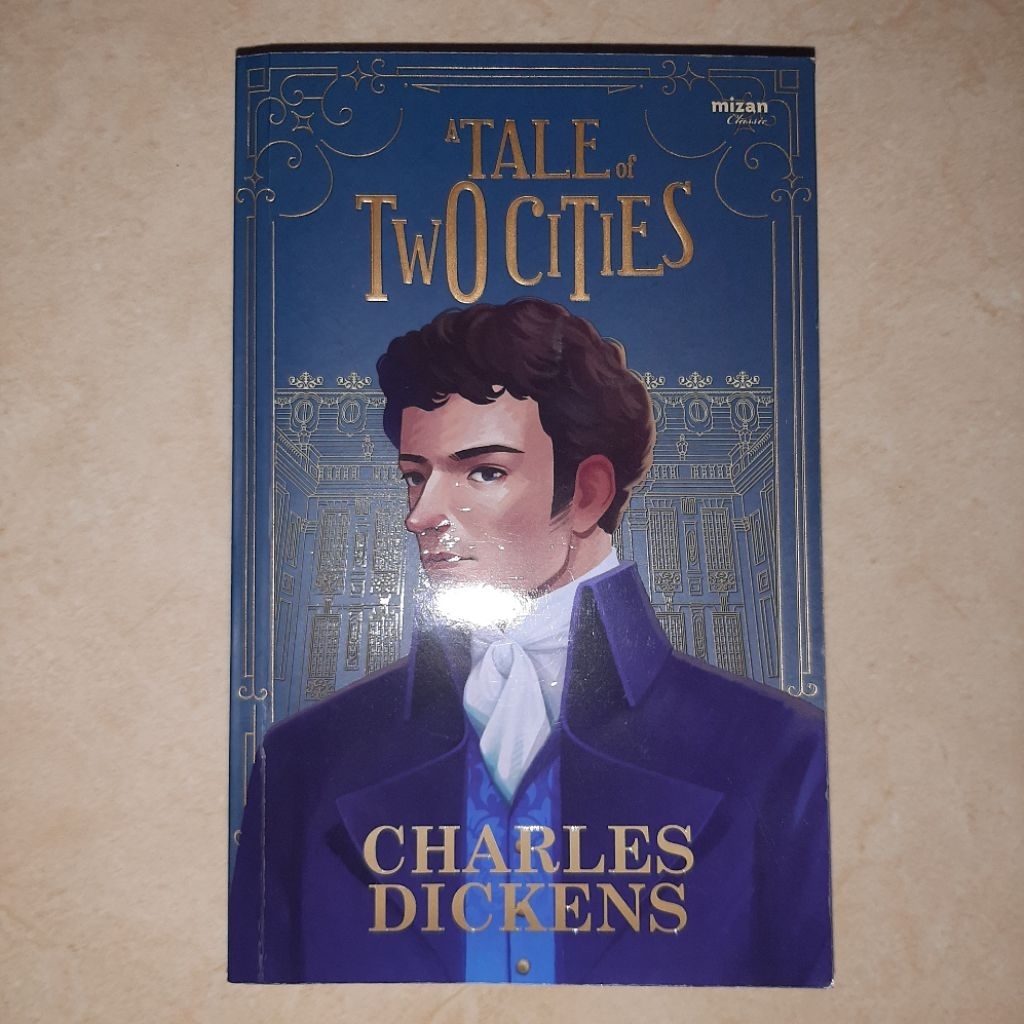 Novel Mizan Classics: A Tale of Two Cities oleh Charles Dickens