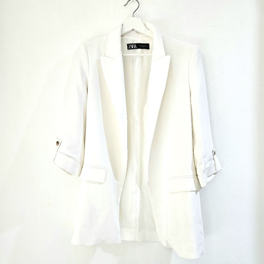 PRELOVED blazer wanita warna putih brand ZARA 100% original size EUR XS, MEX 24 Made in Morocco