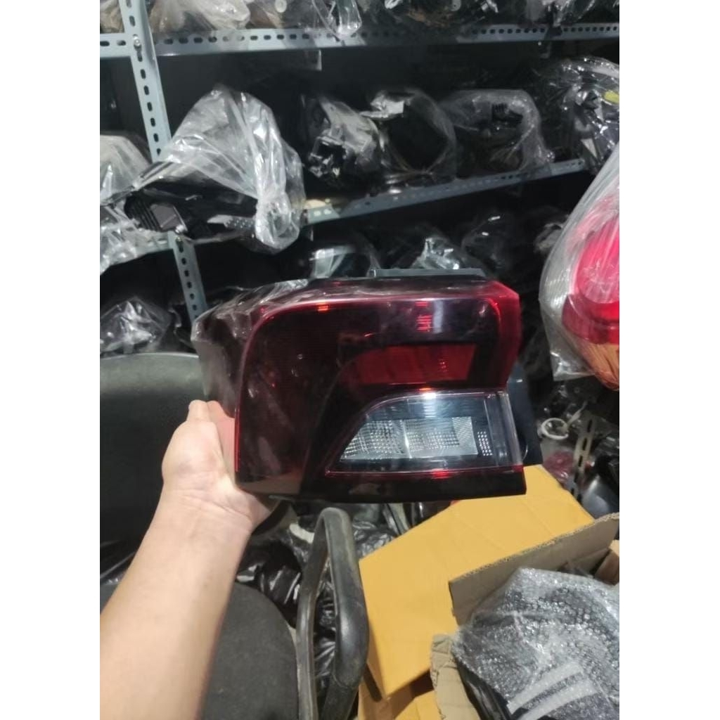 stoplamp avanza /xenia 2023