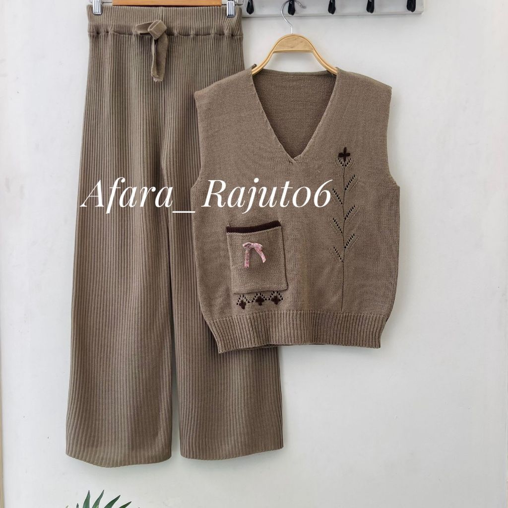 Oneset Allea Vest Rompi Rajut Saku Motif Bunga Pita Lucu Setelan Celana Kulot Premium Wanita Kekinia