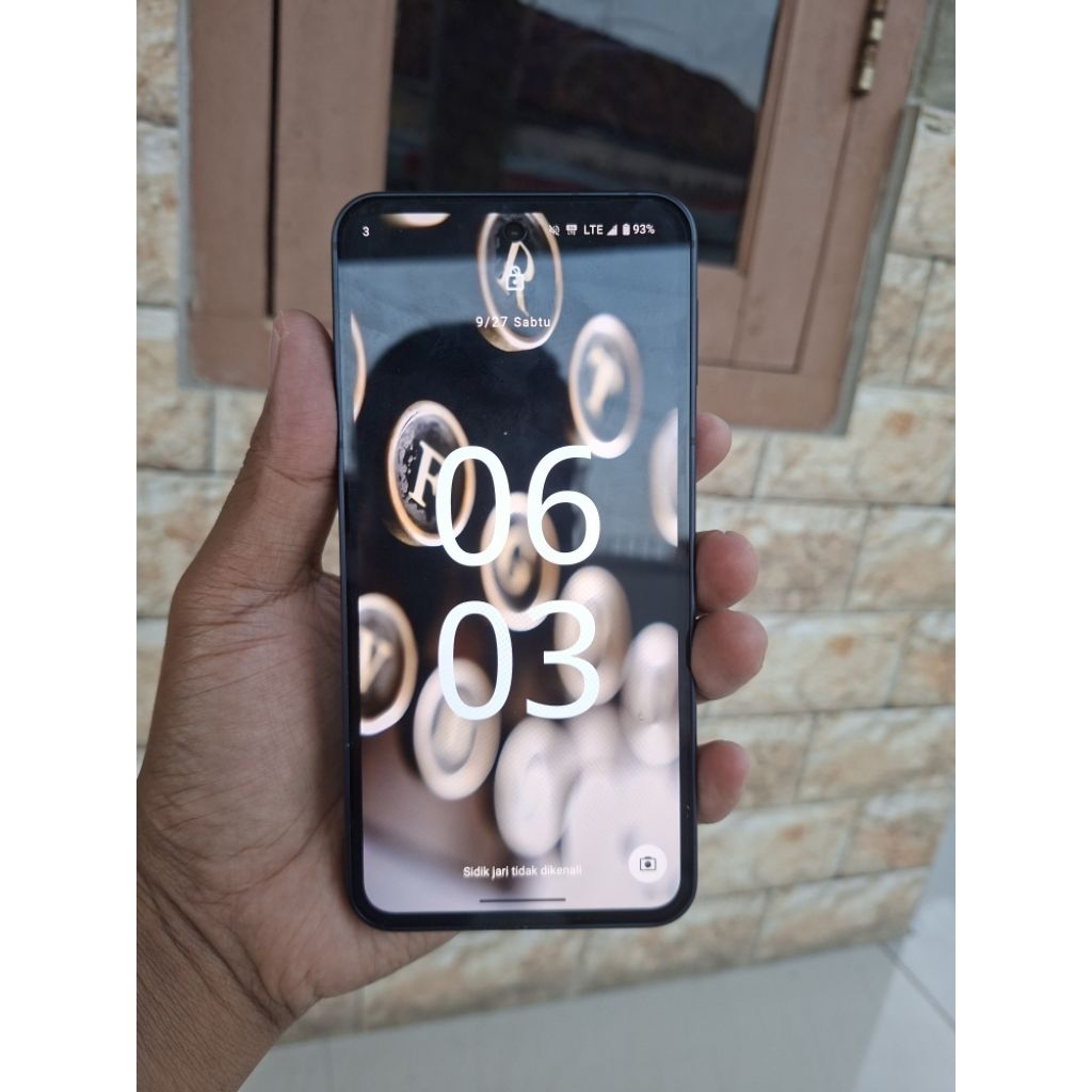 Sharp Aquos sense 9 8/256gb