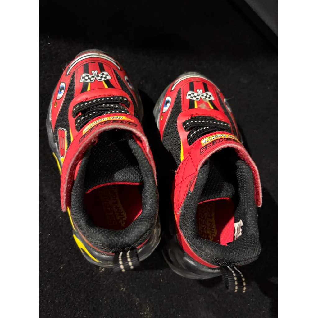 preloved SKECHERS anak