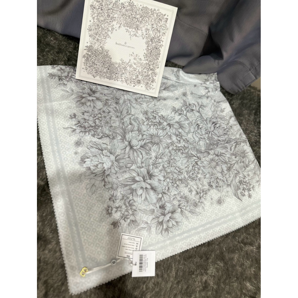 Buttonscarves New as is Florescent Voal Reguler Square