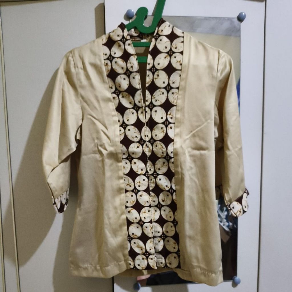 kebaya encim preloved