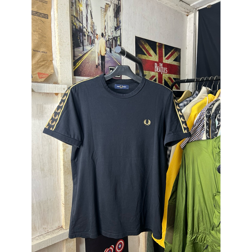 Fred Perry Taped Gold Original