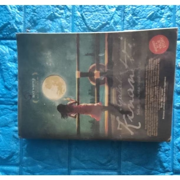 Buku novel prelove Kinanthi karya Tasaro GK