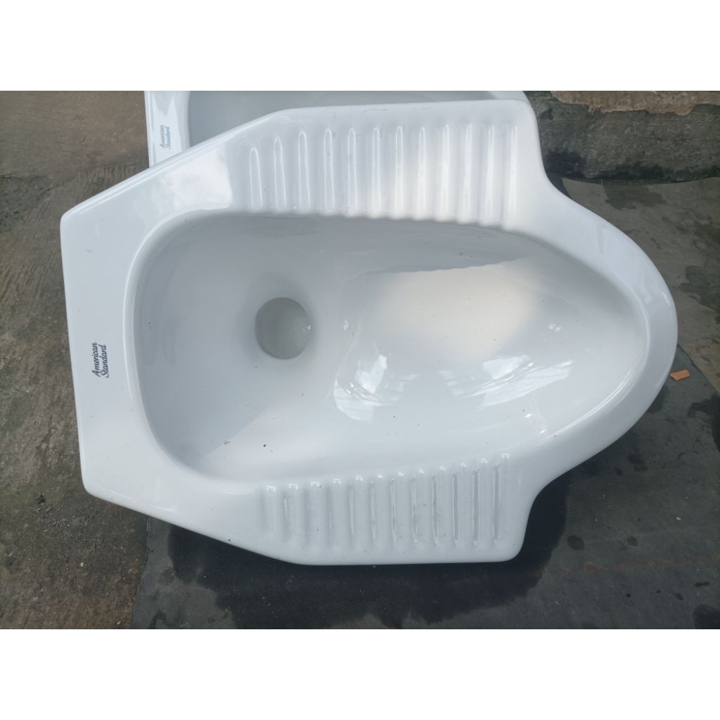 closet jongkok | toilet jongkok | WC jongkok / kloset jongkok American standard