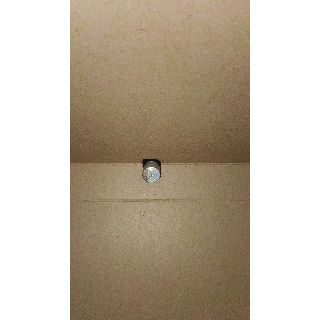 7952 kapasitor elco smd tempel kecil mini 330uf 330 uf vza 35v 35volt