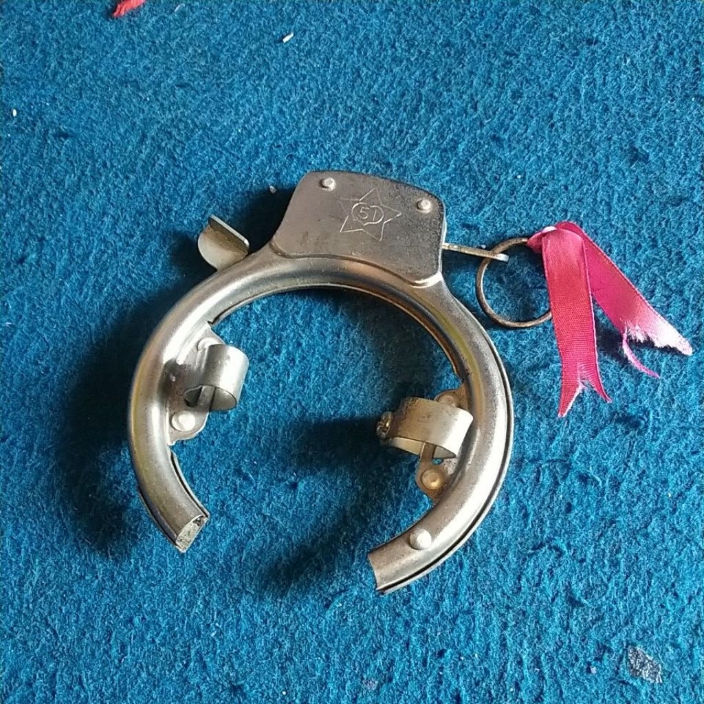 kunci sepeda onthel tua