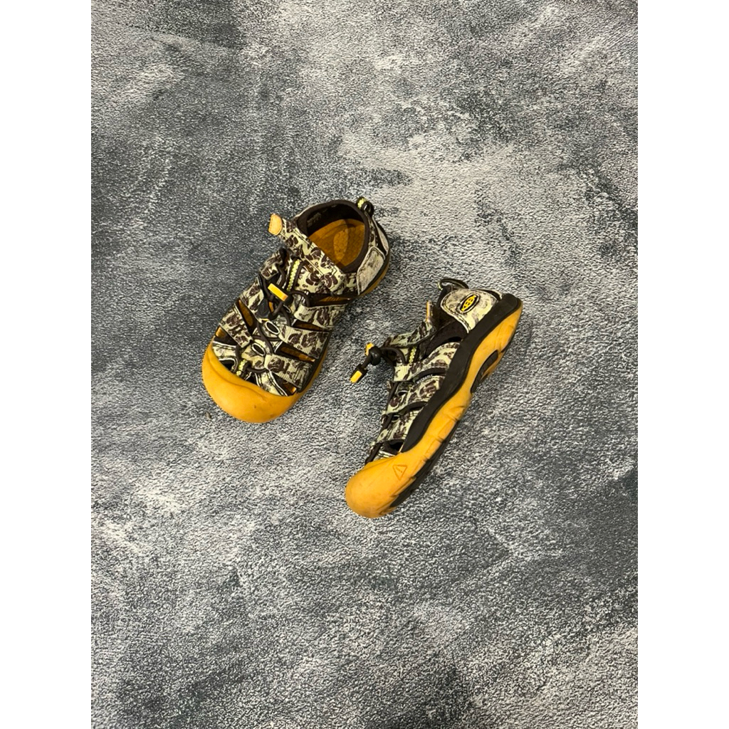 keen sandal anak