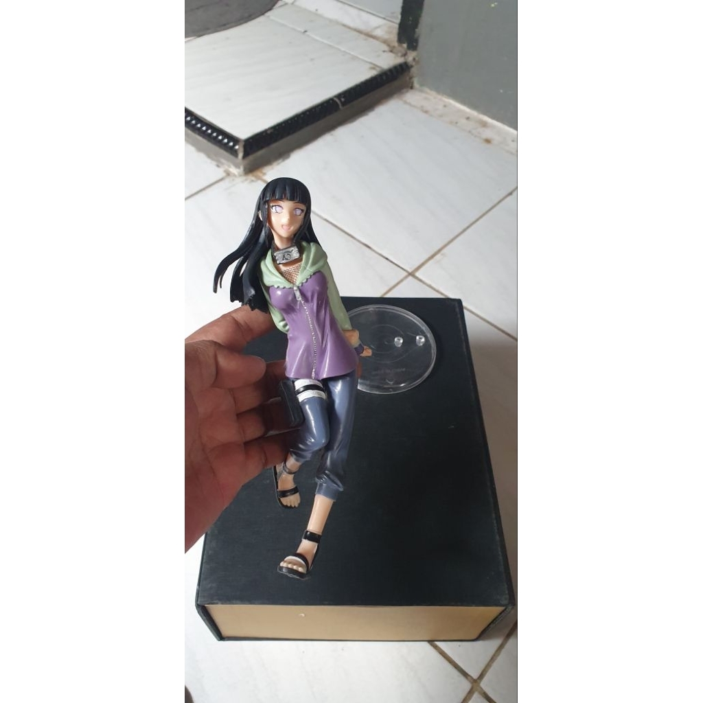 Hinata action figure kws