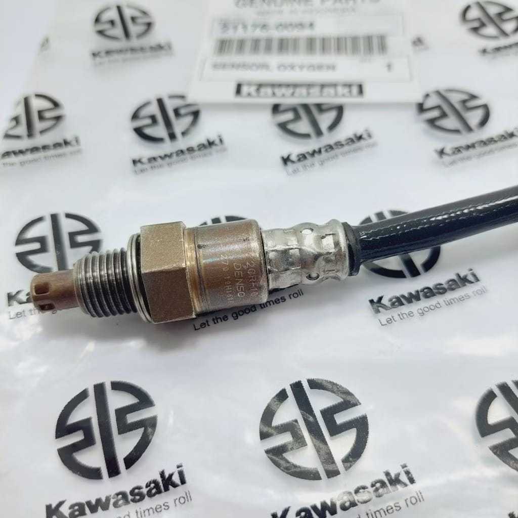 SENSOR OKSIGEN SENSOR O2 SENSOR EMISI KNALPOT Ninja 250 FI Z 250, KLX 250 21176-0094 DENSO