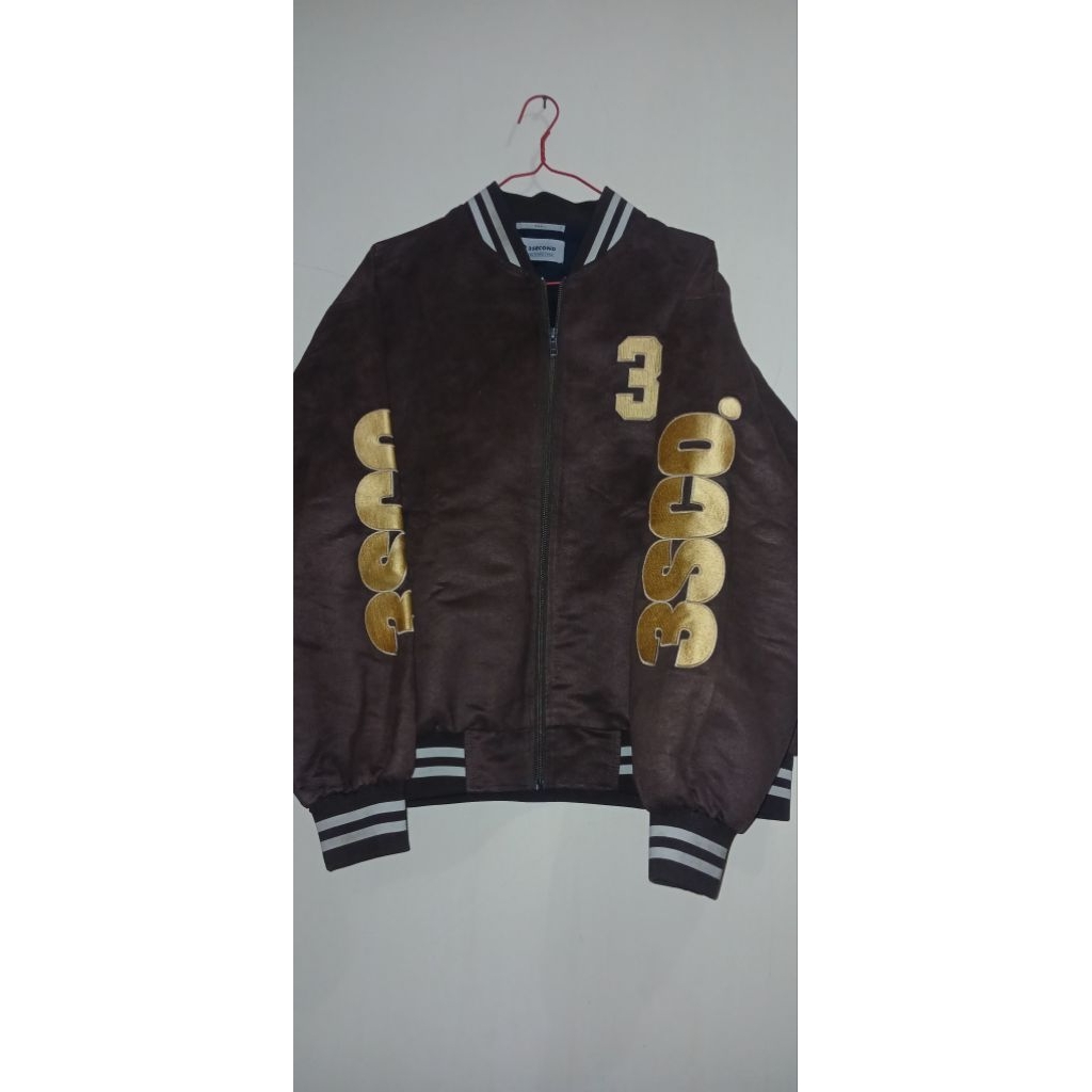 (PRELOVED )Jaket Bomber/varsity Pria 3SECOND Original Cokelat Emas