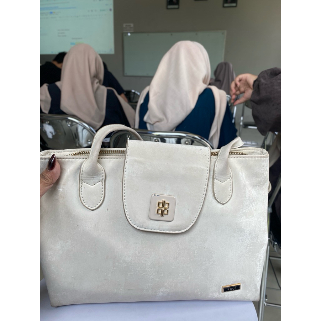 Tas Tangan Wanita by EN-JI