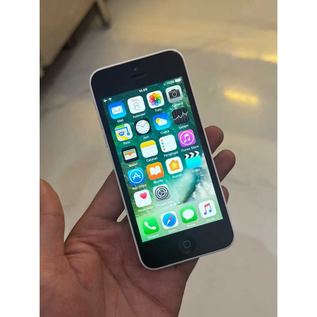 iPhone 5C 32GB wifi only