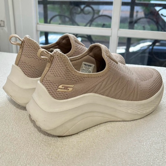 NEGO SAMPAI DEAL - SKECHERS BOB ORI ( Size 36 )