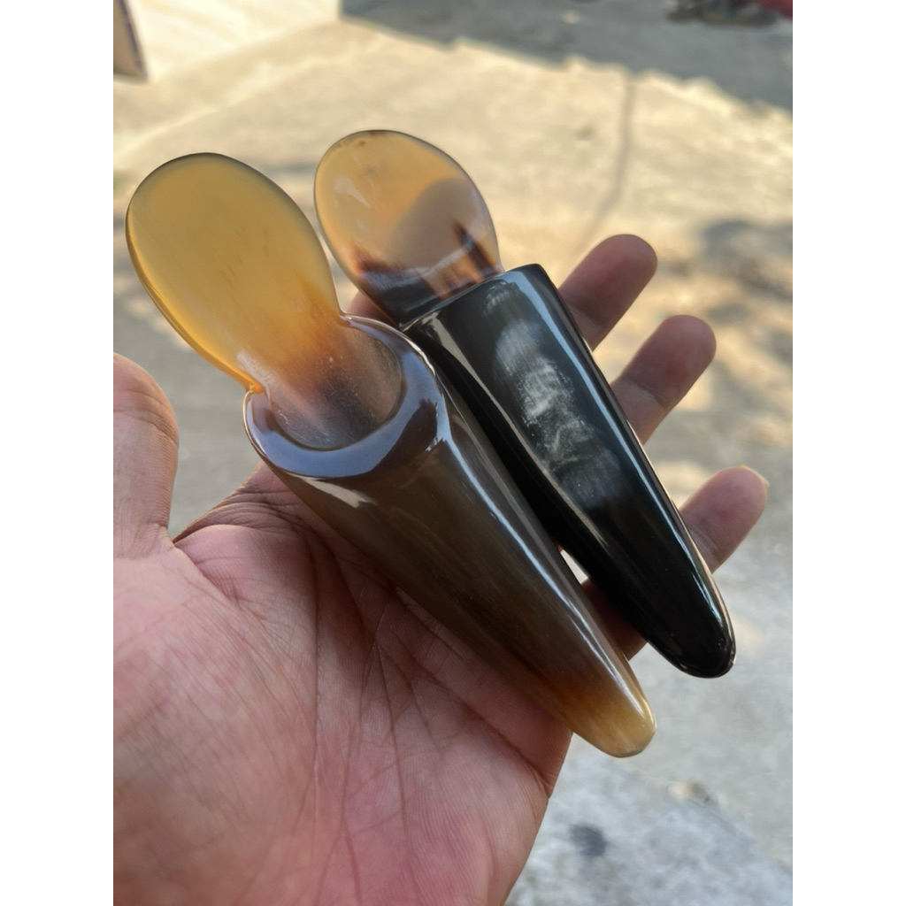 Alat pijat dan Kerokan/kerokan bahan tanduk kerbau