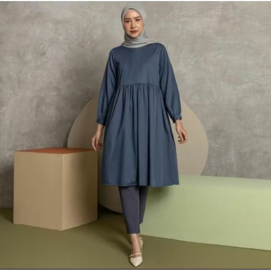 Preloved Calla tunik dark blue heaven lights