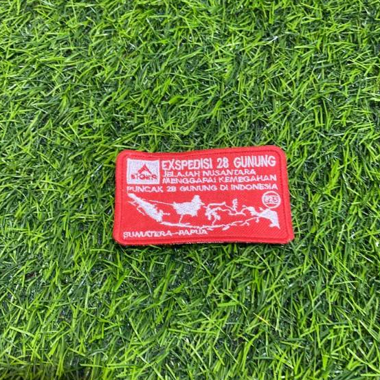 Emblem Patch Bordir Eiger Ekspedisi 28 gunung Super Premium