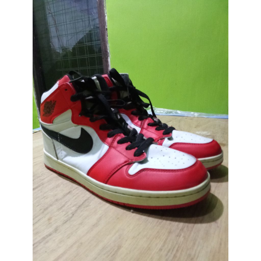 Nike Centang Air Jordan Second Bekas Preloved Merah