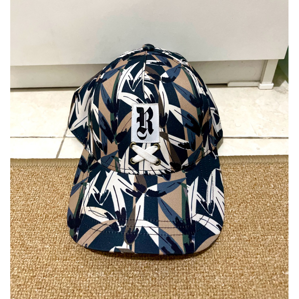 (Jaminan Produk Berkualitas) Preloved MINISO TOPI Baseball Cap