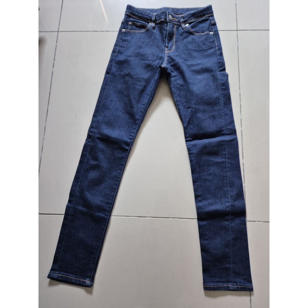 Celana panjang jeans anak uniqlo preloved